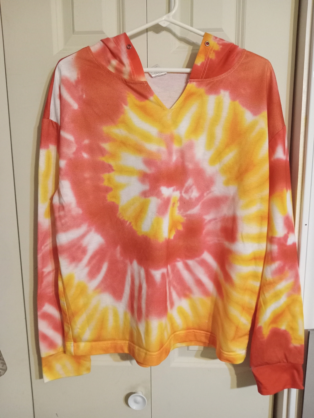 Freestyle Tie-Dye Hooded Pullover in Coral, Yellow & White